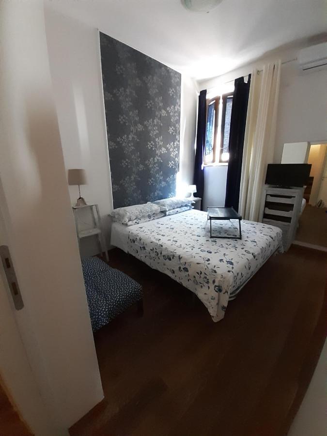 B&B La Casa Di Alice Фолиньо Экстерьер фото